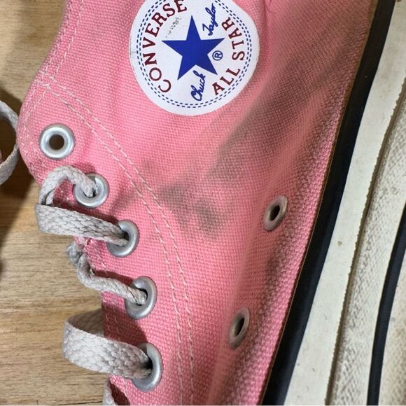 Converse Pink High Top Shoes Women’s Size 10 - Picture 6 of 12
